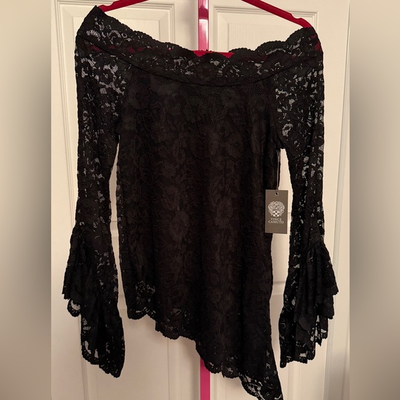 Vince Camuto Off-The-Shoulder Lace Blouse - Picture 6 of 6